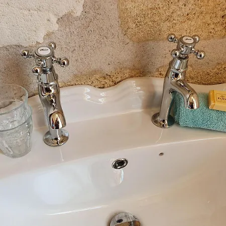Chateau La Tulipe فندق مبيت وإفطار