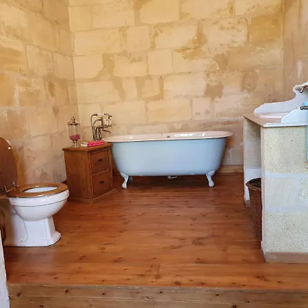 Chateau La Tulipe